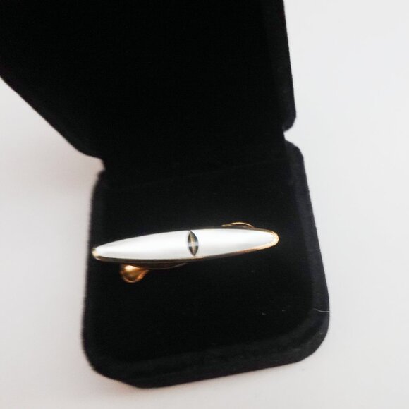 Mother of Pearl & Onyx Tie Bar Clasp - Picture 1 of 2